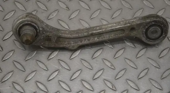 Maserati Ghibli Rear upper control arm/wishbone 0670007252