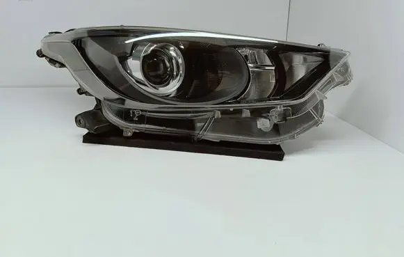 Toyota Yaris XP210 Headlight/headlamp K06 L2004