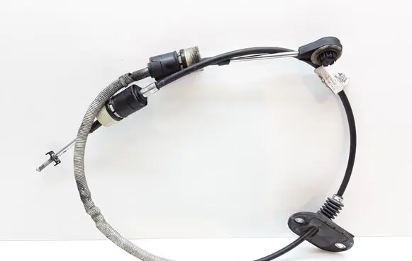 Volvo S80 Gear shift cable linkage 31256939