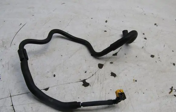 Mazda 2 Fuel line pipe KRIS235789