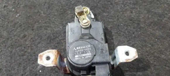 Mitsubishi Lancer Central locking motor mb546739