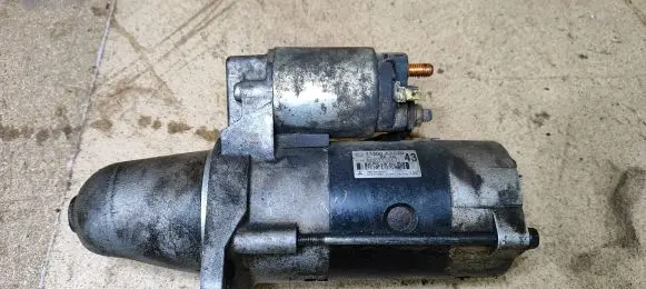 Subaru Forester SH Starter motor M002T89071 23300AA620 8826
