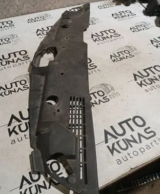 Toyota Corolla Verso E121 Radiator support slam panel 53289-0F010