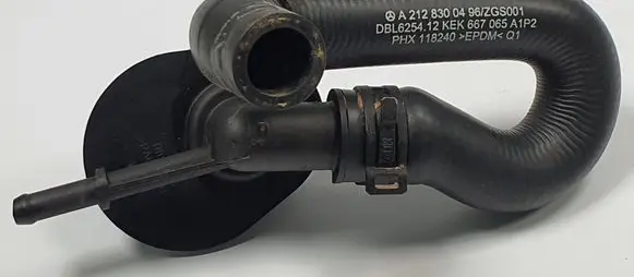 Mercedes-Benz E W212 Engine coolant pipe/hose A2128300496