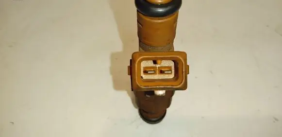 Volvo S60 Fuel injector 0280155831 9186340