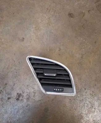 Audi A4 S4 B8 8K Dashboard side air vent grill/cover trim 8T1820902C