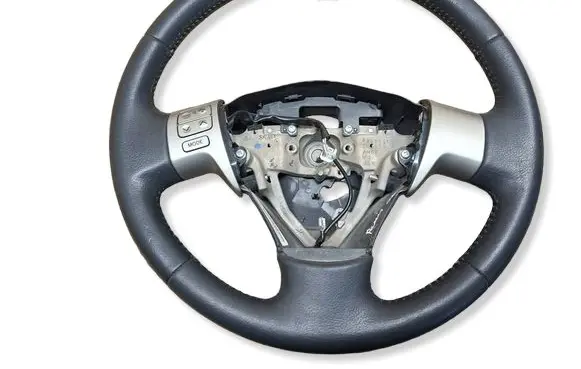 Toyota Auris 150 Steering wheel 6066111 607095202 8154307