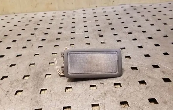 Toyota RAV 4 (XA30) Other interior light 8134030100