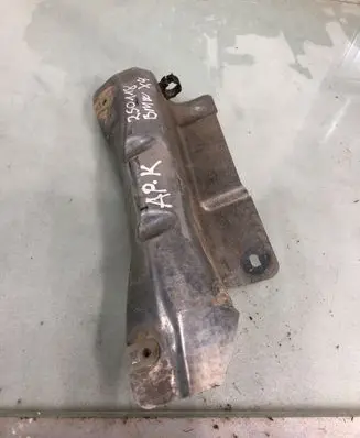 BMW X4 G02 Exhaust heat shield 7394751