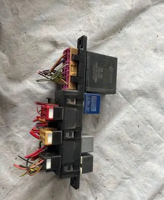 Audi A6 S6 C5 4B Other relay 4B0955531D A111201 5WK10460A