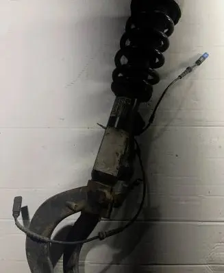BMW X6 F16 Front shock absorber with coil spring 6875084 10541110 081117