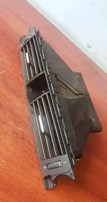 BMW 3 E90 E91 Dash center air vent grill 7144253