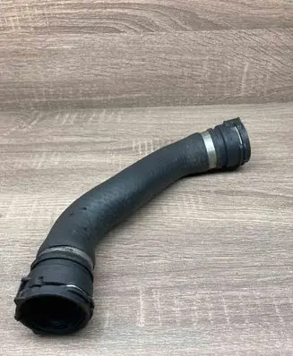 BMW 5 E39 Engine coolant pipe/hose 2248865 NW320