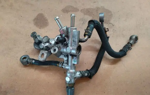 Mazda 6 Fuel main line pipe A15A23