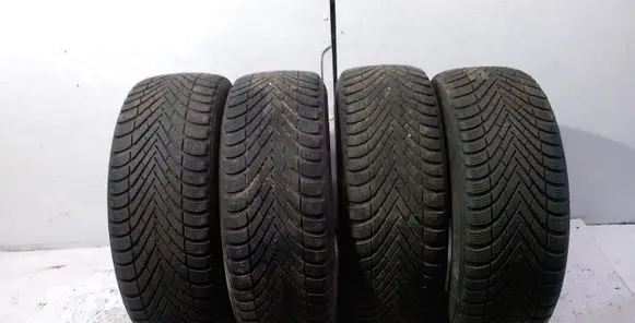 Toyota Avensis T250 R16 winter tire 