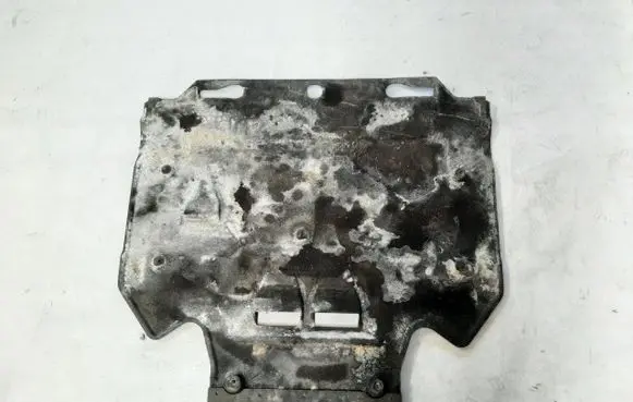 Audi A6 C7 Engine splash shield/under tray 4G0863325