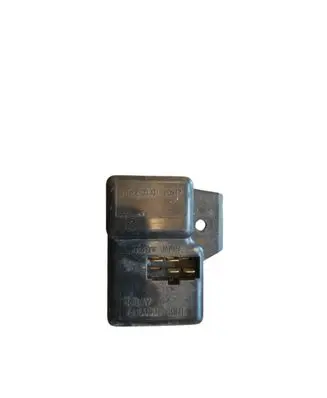 Subaru Forester SF Window wiper relay 3300120517