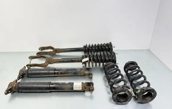 Jeep Grand Cherokee Set of springs and shock absorbers (Front and rear) P68029630AE P68029867AD 68029867AD