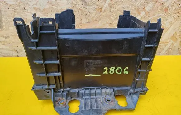 Renault Clio III Battery box tray 8200314273 54089