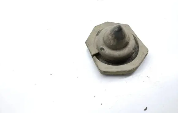 Nissan Qashqai Rear coil spring rubber mount 550324EA0A