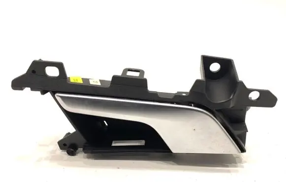 Rear door interior handle