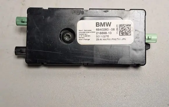 BMW X7 G07 Aerial antenna amplifier 6840260