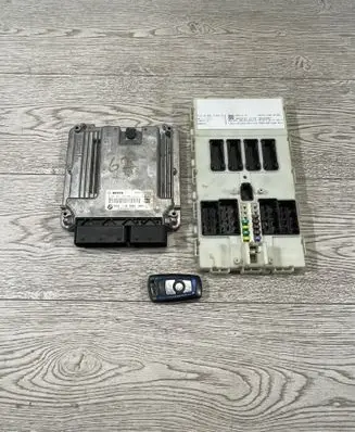 BMW 3 GT F34 Engine ECU kit and lock set 8585380 0281031777 030256273