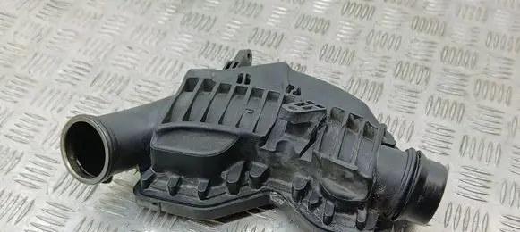 Mercedes-Benz ML W166 Intake resonator A6429970620