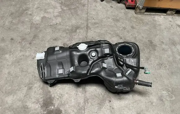Volvo XC40 Fuel tank 32325097