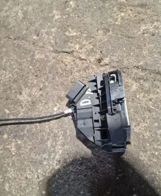 Ford Ranger Front door lock AB39A21812CB