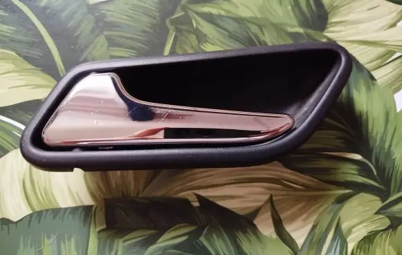Front door interior handle