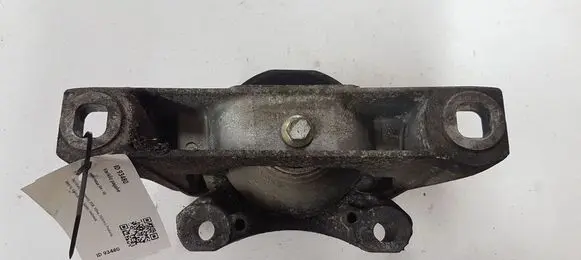 Ford Focus Engine mount bracket 326C43