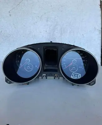 Volkswagen Golf VI Speedometer (instrument cluster) 13219792 A295