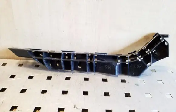 Subaru Outback Front bumper mounting bracket