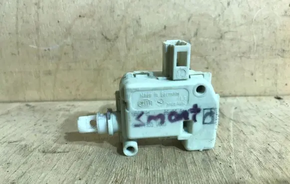 Smart ForTwo I Central locking motor 0004955V003