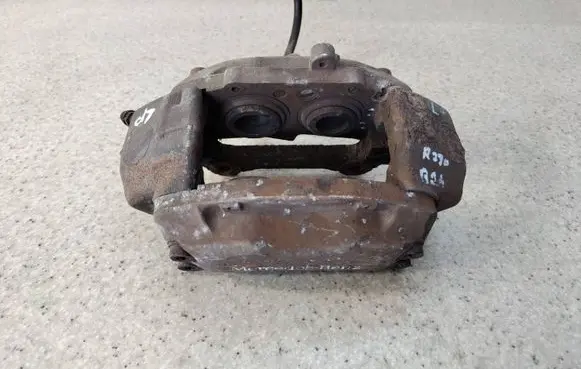Mercedes-Benz SL R230 Front brake caliper