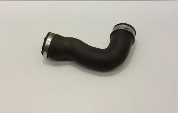 Volkswagen PASSAT B6 Intercooler hose/pipe 1K0145834AM