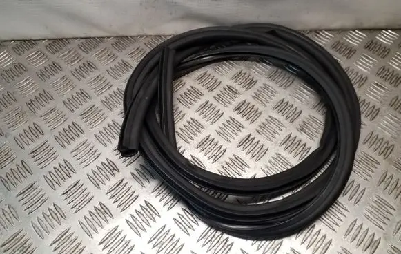 BMW 5 F10 F11 Engine compartment rubber 