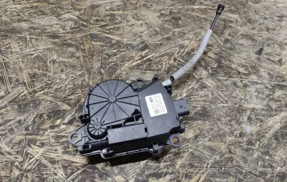 Land Rover Range Rover Velar Tailgate/trunk/boot lift motor CPLA404C10AD C03747106