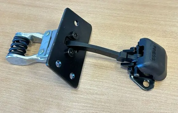 Volkswagen Transporter - Caravelle T5 Loading door check strap stopper 7H0827725A 7H0827793G