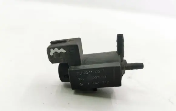 BMW 3 E46 Vacuum valve 1742712 72234100