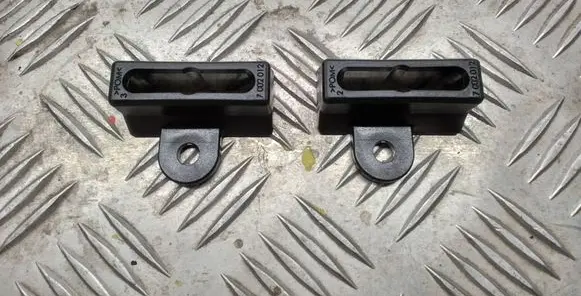 BMW 5 E60 E61 Engine bonnet/hood lock/latch loop/hook 7002012