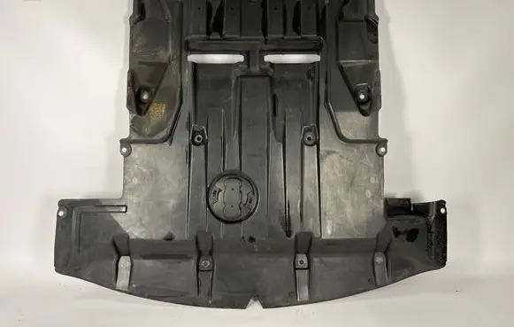 Mercedes-Benz Sprinter W907 W910 Engine splash shield/under tray A9075200000