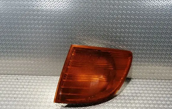Mercedes-Benz Vito Viano W638 Front indicator light 6R01489