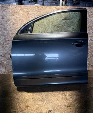 Audi Q7 4L Front door 