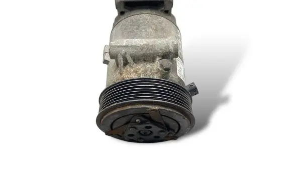 Renault Scenic II - Grand scenic II Air conditioning (A/C) compressor (pump) 8200678499 01140554 09076053834C