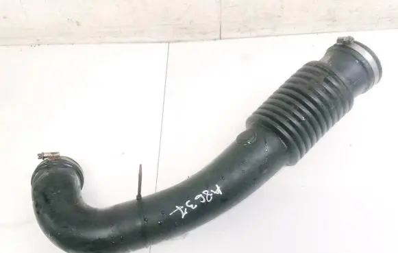 Ford Focus Air intake hose/pipe 3M519A673JP 4M519A673BB