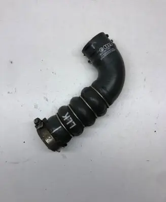 Audi A4 S4 B7 8E 8H Intercooler hose/pipe 8E0145738D