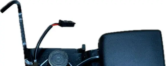 Opel Astra J Front seatbelt 7435671