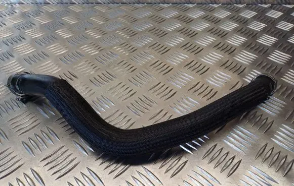 Breather hose/pipe